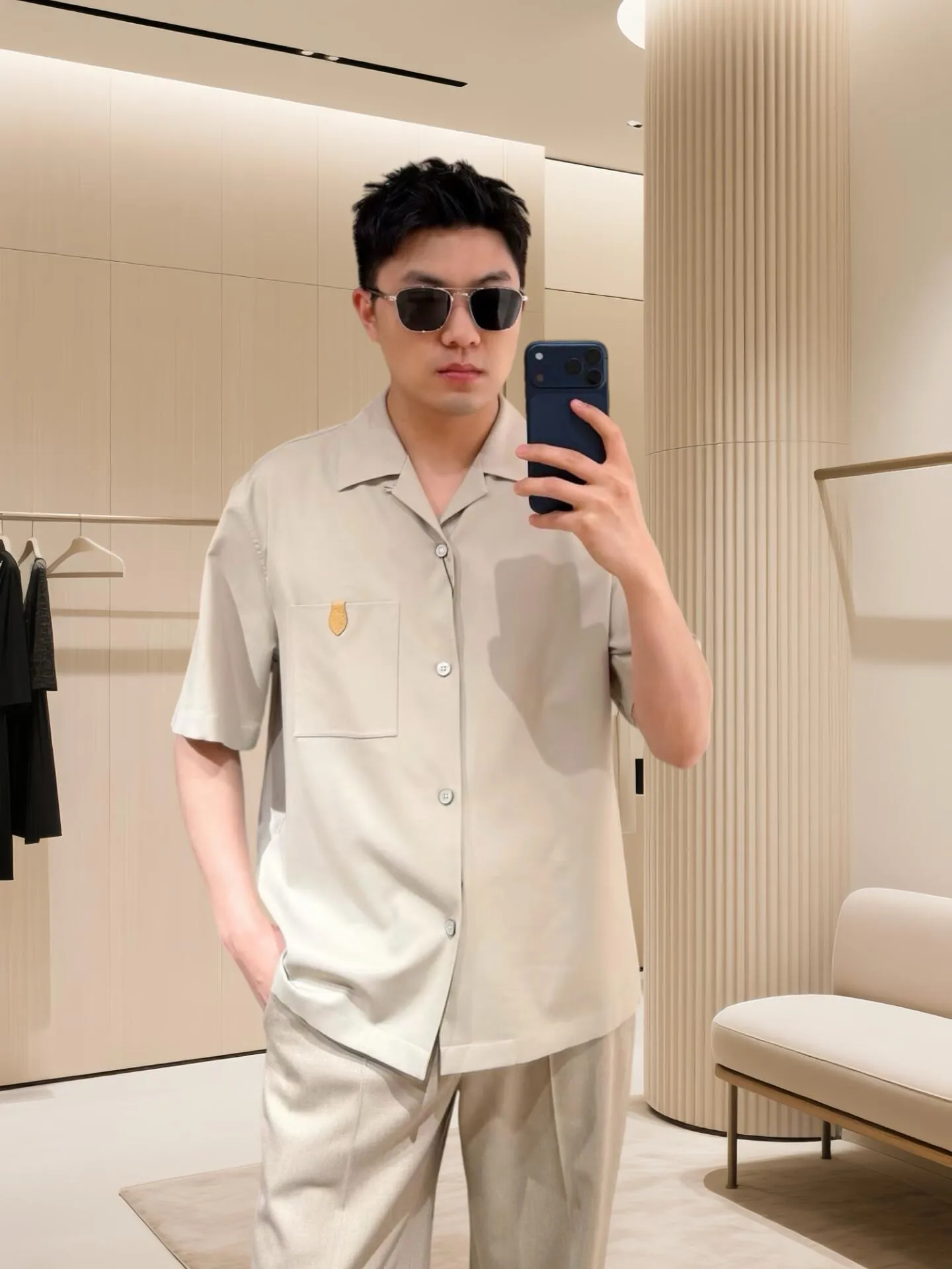 Louis Vuitton/